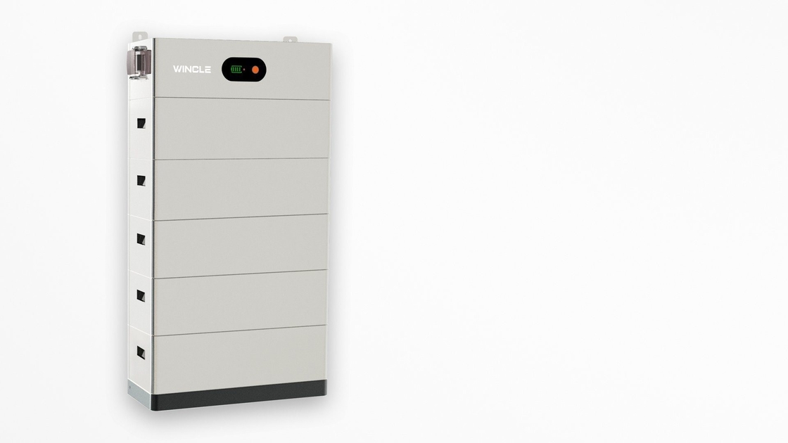 6000 サイクル 2.5 Kwh 52ah 家庭用エネルギー貯蔵システム スタックされたエス リチウム電池 オーダーメイド