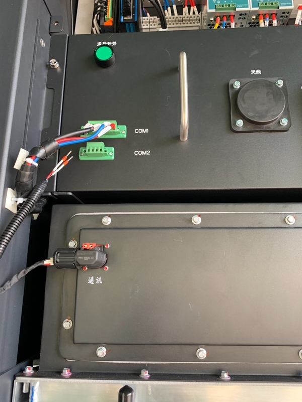 258 Kwh LFP バッテリーケース C&I エネルギー貯蔵用のバッテリーキャビネット 低騒音 65 dB 1m