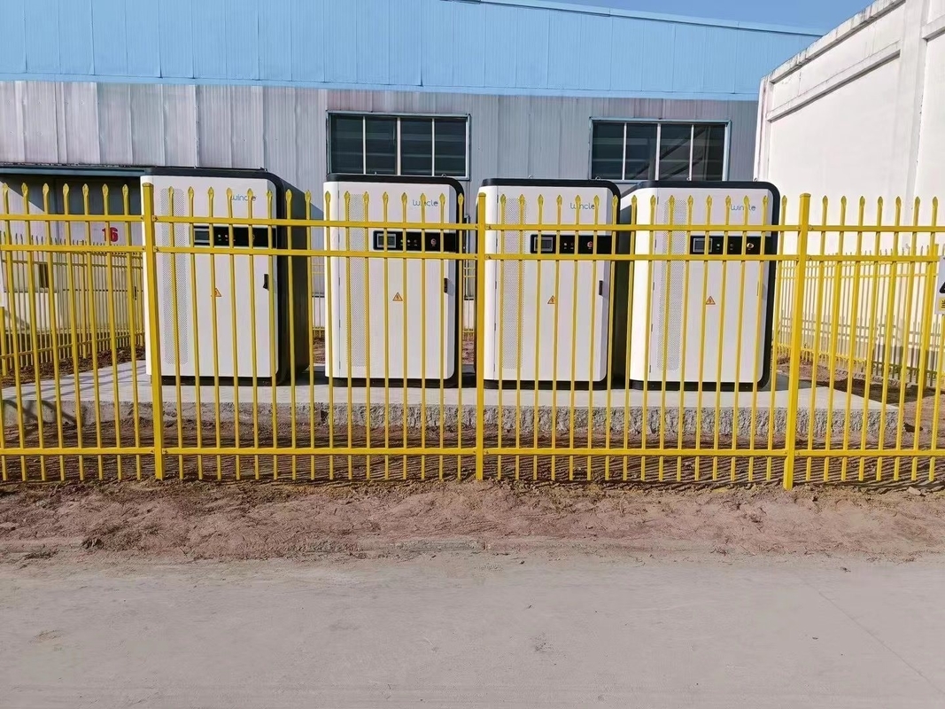 125kW 144kWh 高効率のオールインワン液体冷却 ESSキャビネット